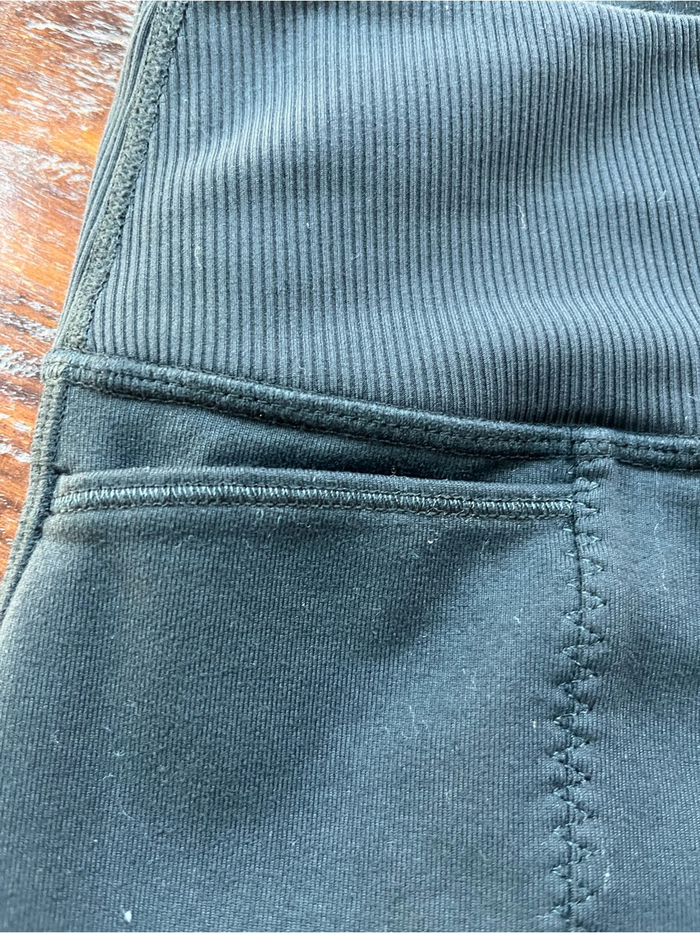 Lululemon Rare Discontinued Black Moto Panel Leggings Ankle Zip Size 6 - Picture 4 of 7